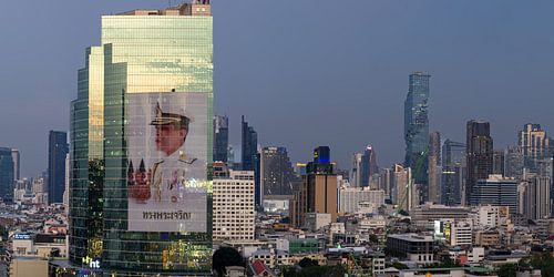 The city in the evening glow by Walter G. Allgöwer