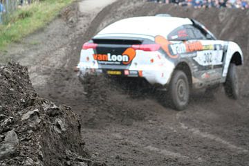 Drifting rally car van Tim Buitenhuis