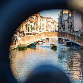 Canal de Venise avec gondole sur Carina Buchspies