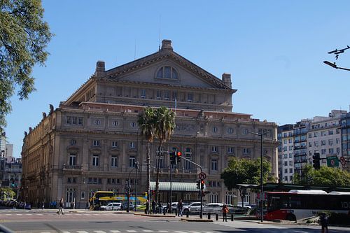 Teatro Colón van Maurits Bredius