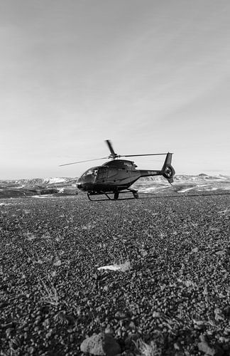 Helikopter vlucht tijdens de Ijslandse winter