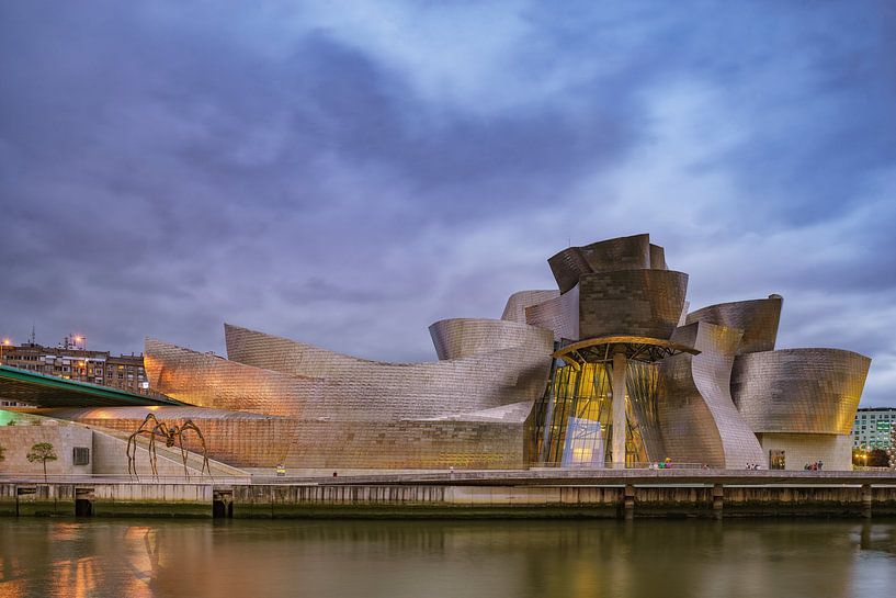 Guggenheim museum Bilboa 2 von Ronald Tilleman