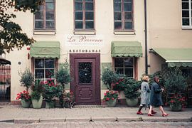 French Elegance in Vilnius – La Provence Street Scene by Milene van Arendonk
