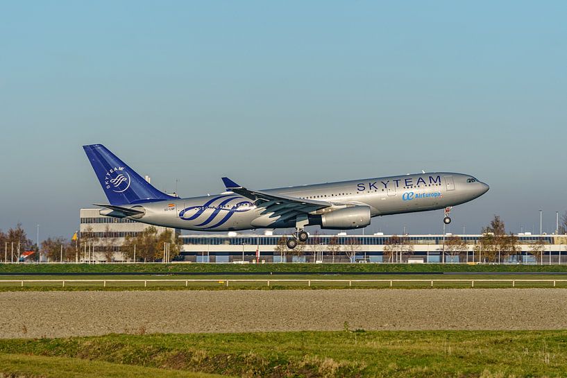Air Europa Airbus A330-200 in Skyteam colors. by Jaap van den Berg