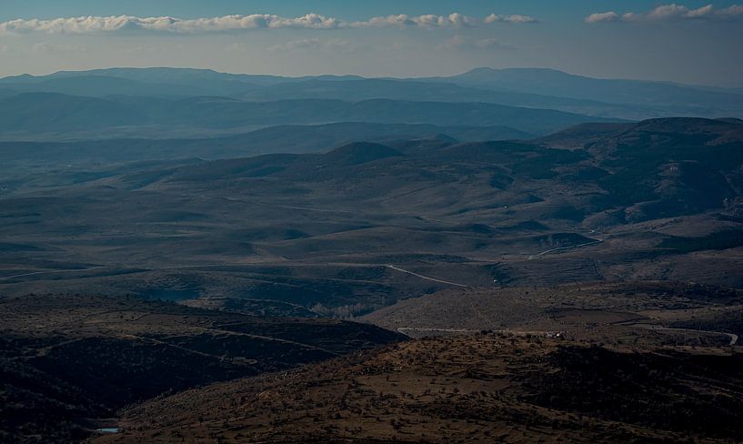 View over the mountains, seen from Kocatepe Anıtı'ndan by Roland's Foto's