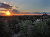 Coucher de soleil à Tikal par Ryan FKJ Aperçu