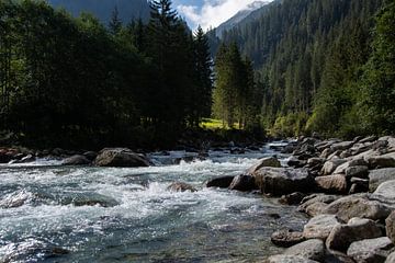 Prachtig landschap bij de Krimml watervallen in Oostenrijk van David Esser