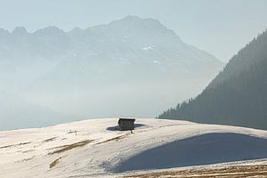 Einsame Hütte im Schnee - Moos bei Lermoos, Österreich