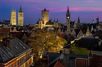 Gand de nuit : une vue unique de la ligne d'horizon