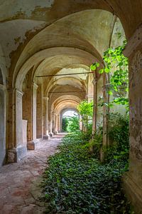 Verlaten Convent van Frans Nijland