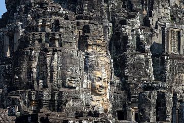 The smile of eternity - Lokeshvara in the gentle breath of the morning by Walter G. Allgöwer