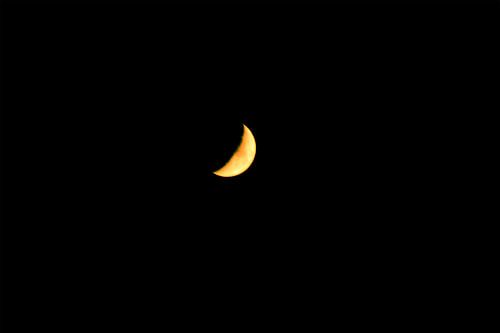 goldener Mond