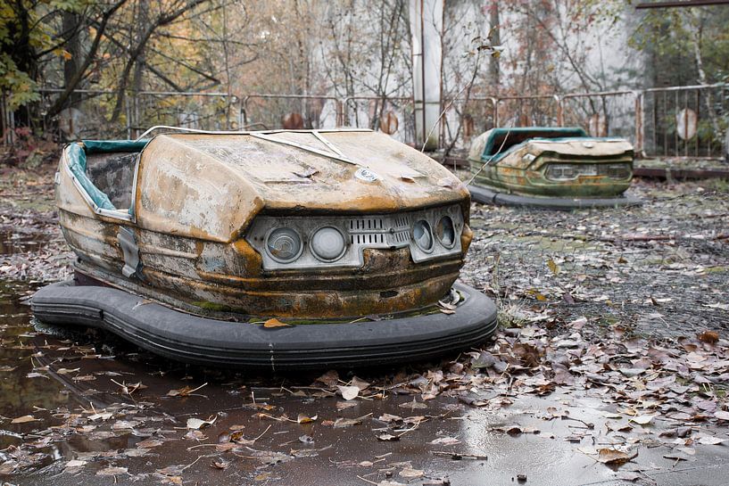 Voiture tamponneuse au champ de foire de Pripyat par Tim Vlielander