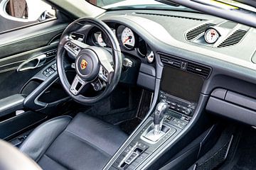 Porsche 911 Turbo S sports car interior by Sjoerd van der Wal Photography