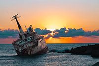 scheepswrak EDRO III aan de kust van Paphos, Cyprus