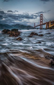 Golden Gate Bridge San Francisco by Mario Calma