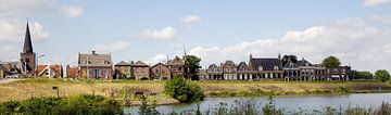Ameide aan de Lek in de Alblasserwaard by Reinder Weidijk