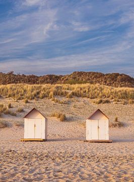 Strandhuisjes aan de duinen. van Robby's fotografie