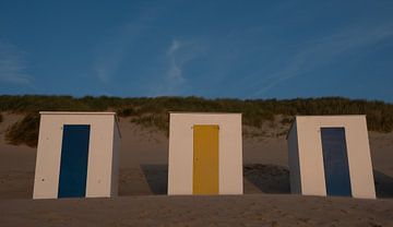 Strandhuisjes aan de Nederlandse kust van Michel Knikker