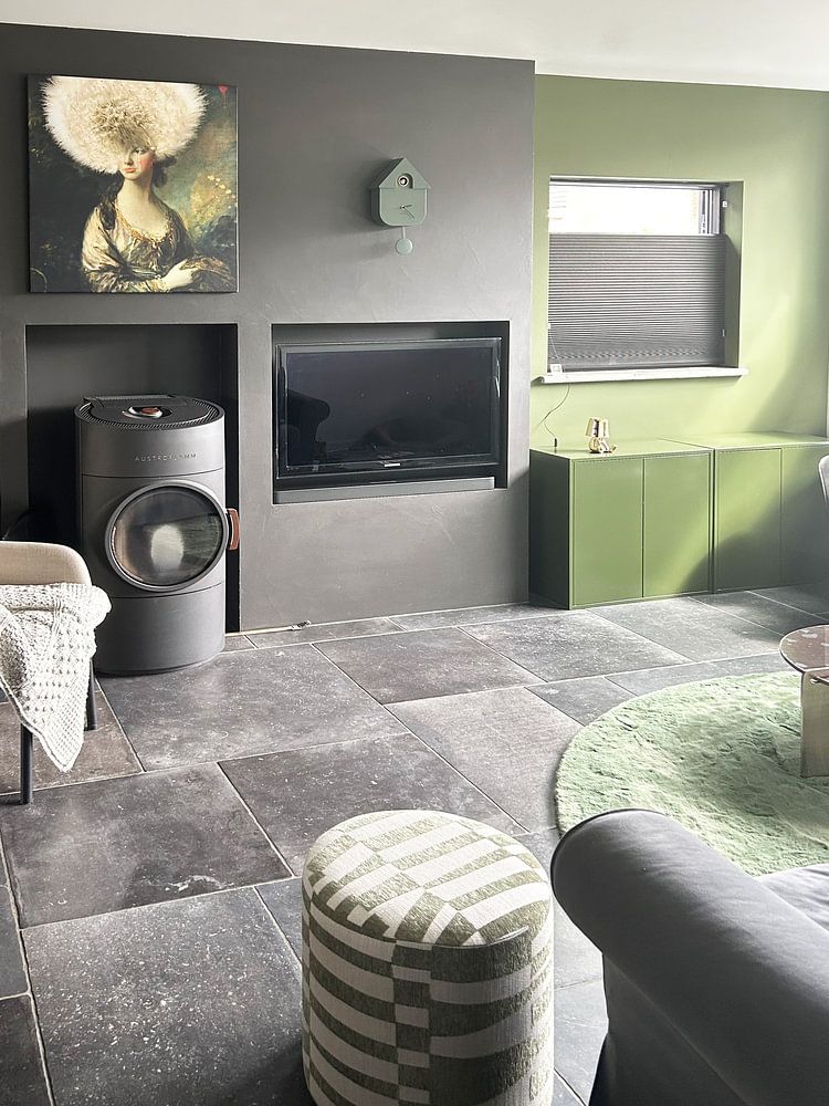 Polling time  by Mirjam Duizendstra 