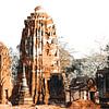 Tempelruïne in baksteen, Ayutthaya, Thailand van The Book of Wandering