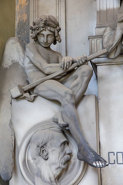 Angel with hammer by Joost Adriaanse