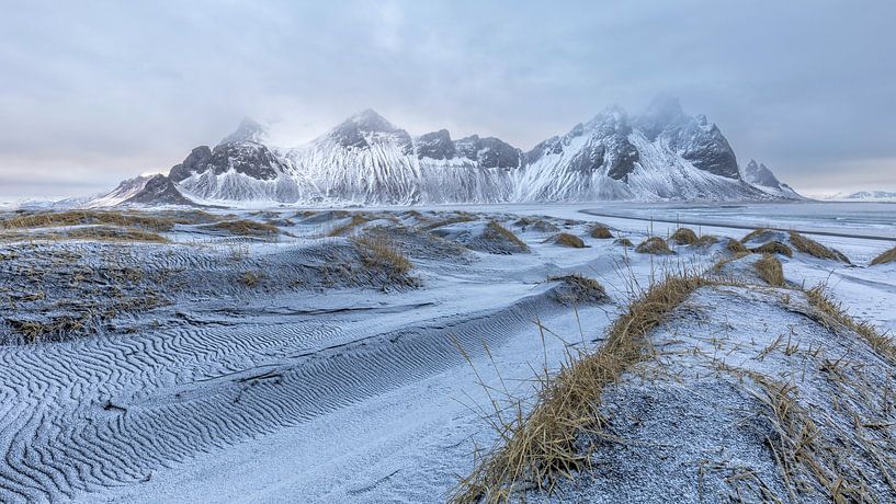 Vestrahorn by Cor de Bruijn Photography