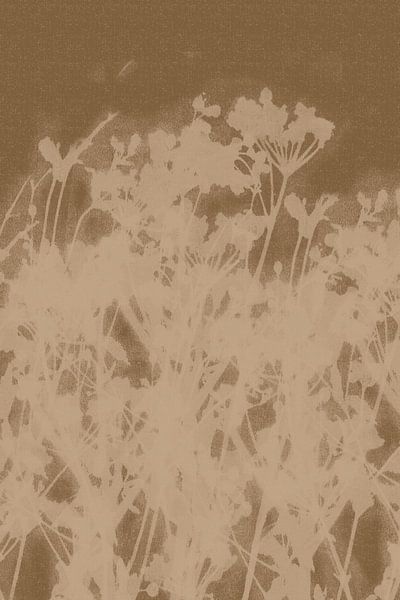 Fleurs beiges sur jaune ocre. par Dina Dankers