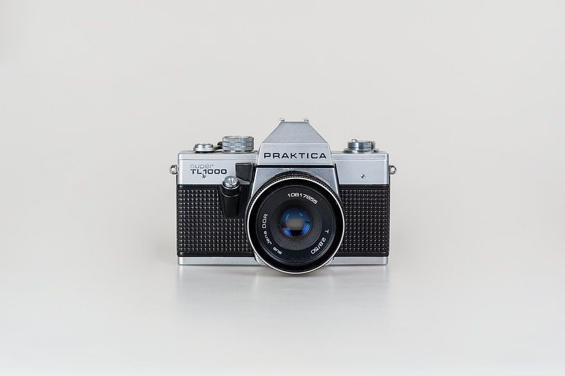 Analoge oude fotocamera, Practica Super TL-1000 van Sjouke Hietkamp