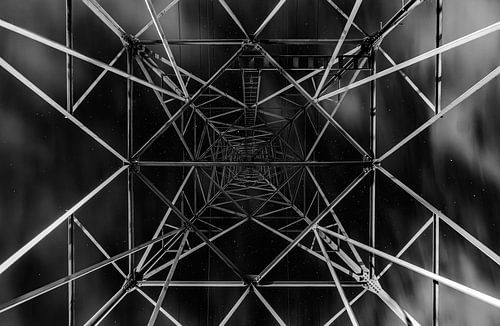 Hoogspanningsmast met sterren van Daniëlle Langelaar Photography