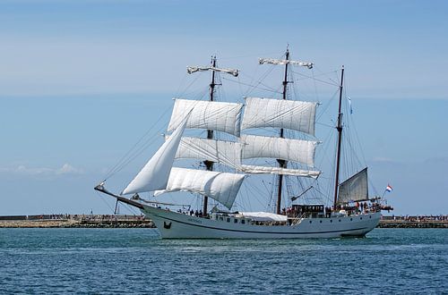 Dreimastbark Artemis