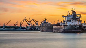 Sonnenuntergang Waalhaven Rotterdam