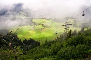 Alpen in de wolken