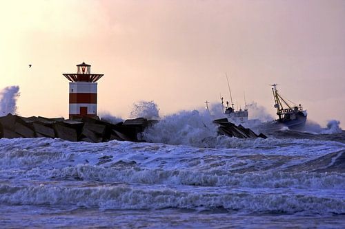 Een stormachtige dag op Scheveningen
