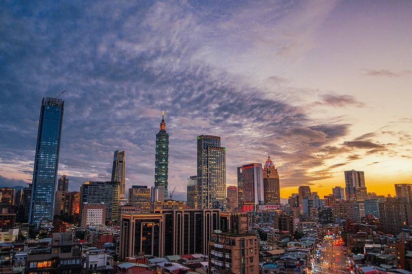 Taipei by Hello Pompoyo