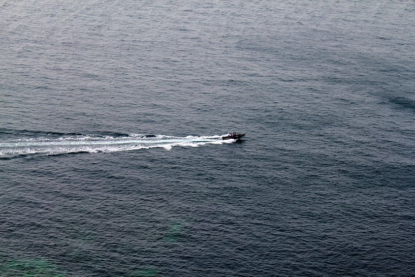 Schnellboot auf See von Russell