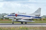 McDonnell Douglas A-4 Skyhawk tijdens Phantom Pharewell. van Jaap van den Berg thumbnail