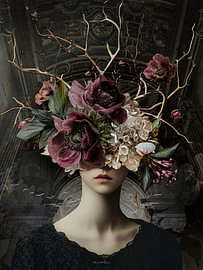 A Floral Portrait von Mou•Ritz