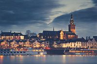 Waalkade Nijmegen la nuit