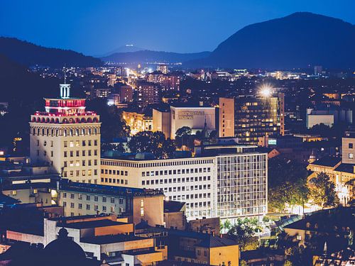 Ljubljana 's nachts / Nebotičnik