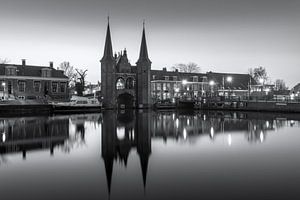 Sneek's Waterpoort en noir et blanc