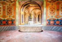 Illusion in Bad Verlassenes Schloss Sammezzano.