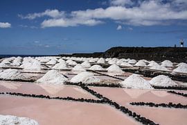 zout uit de zee gewonnen op la palma by Rick Van der bijl