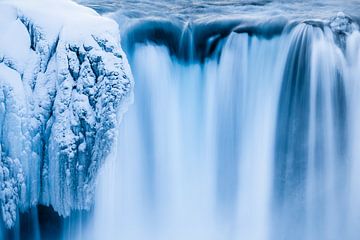 Detailaufnahme des Godafoss-Wasserfalls (Island) von Martijn Smeets