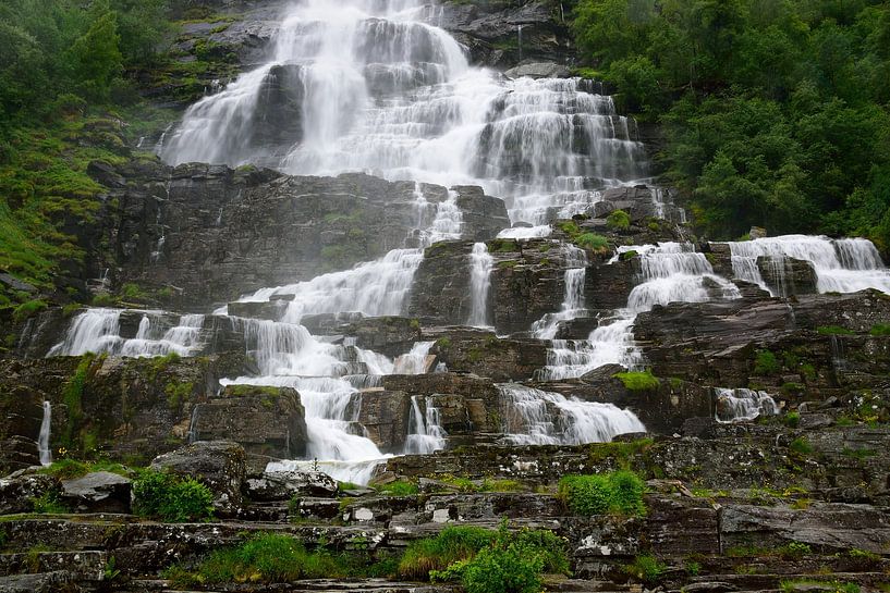 Impressive set of falls by Frank's Awesome Travels