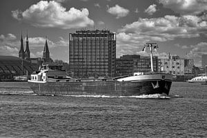 Barge sur le JI