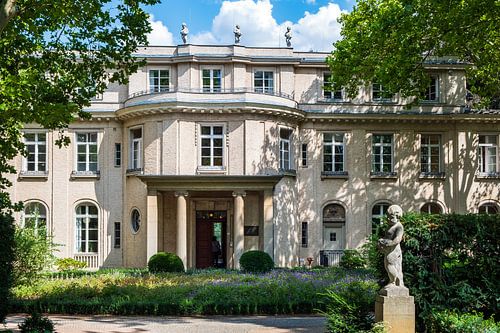 Villa Marlier entrance