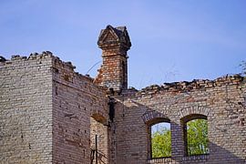 Demolition of the storage building of the complex Böllberger Mühle in Halle