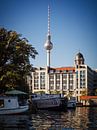 Berlin – Fernsehturm / Historischer Hafen von Alexander Voss Miniaturansicht
