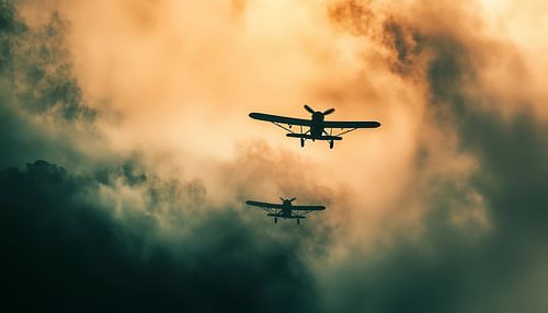 Retro vliegtuigen in de wolken